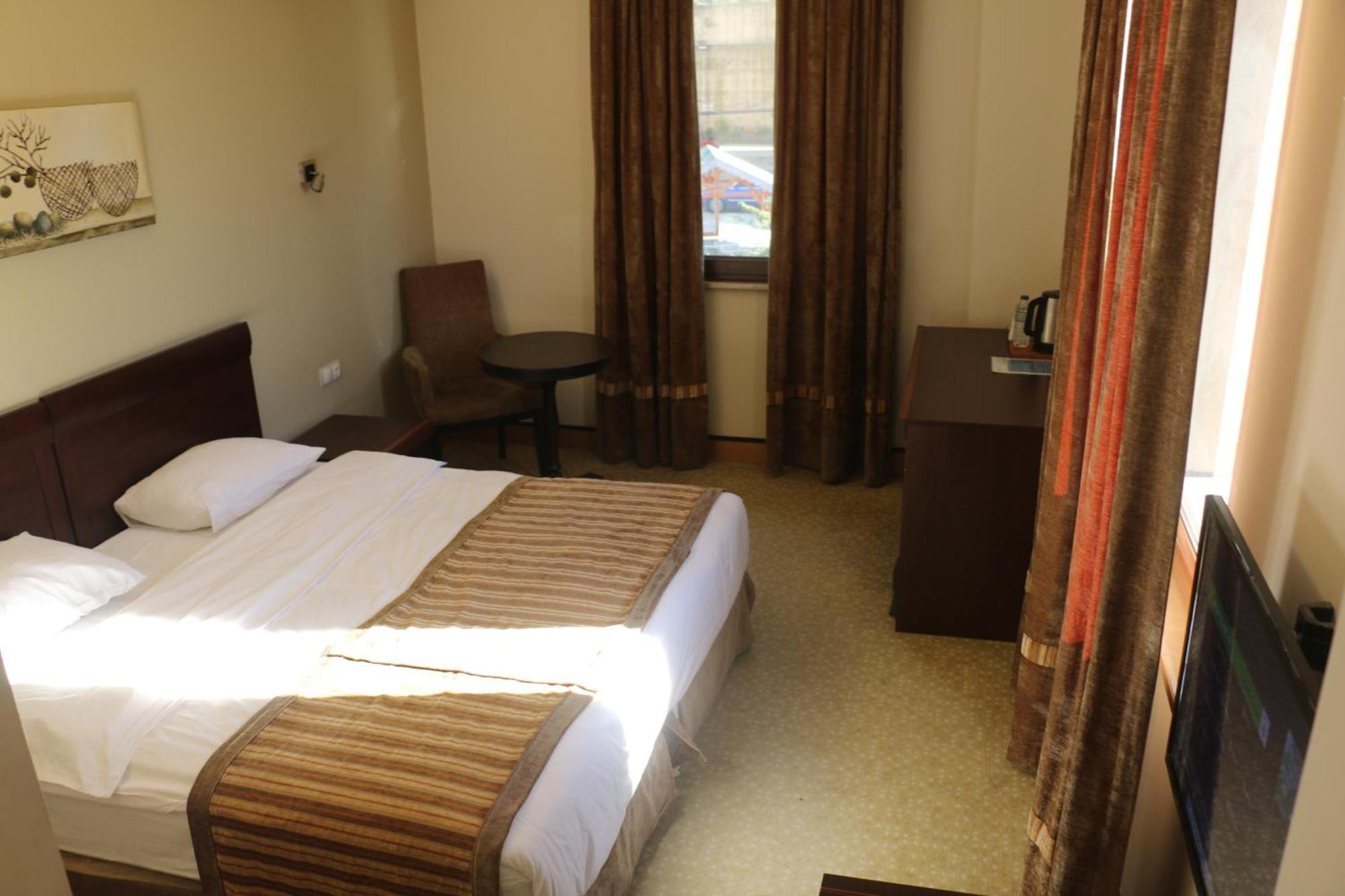Hotel Lazlakar Sogutlu  Extérieur photo