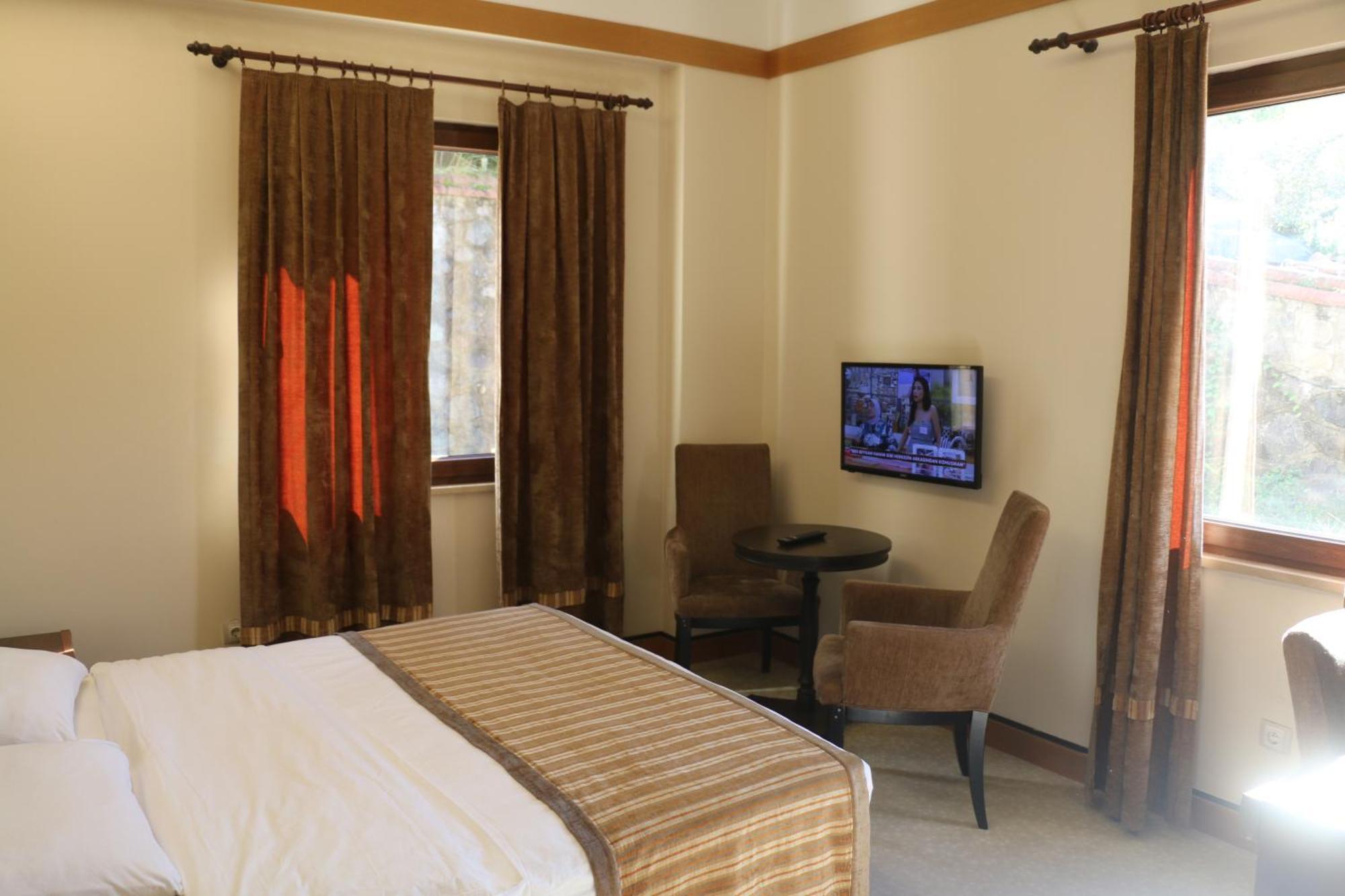 Hotel Lazlakar Sogutlu  Extérieur photo